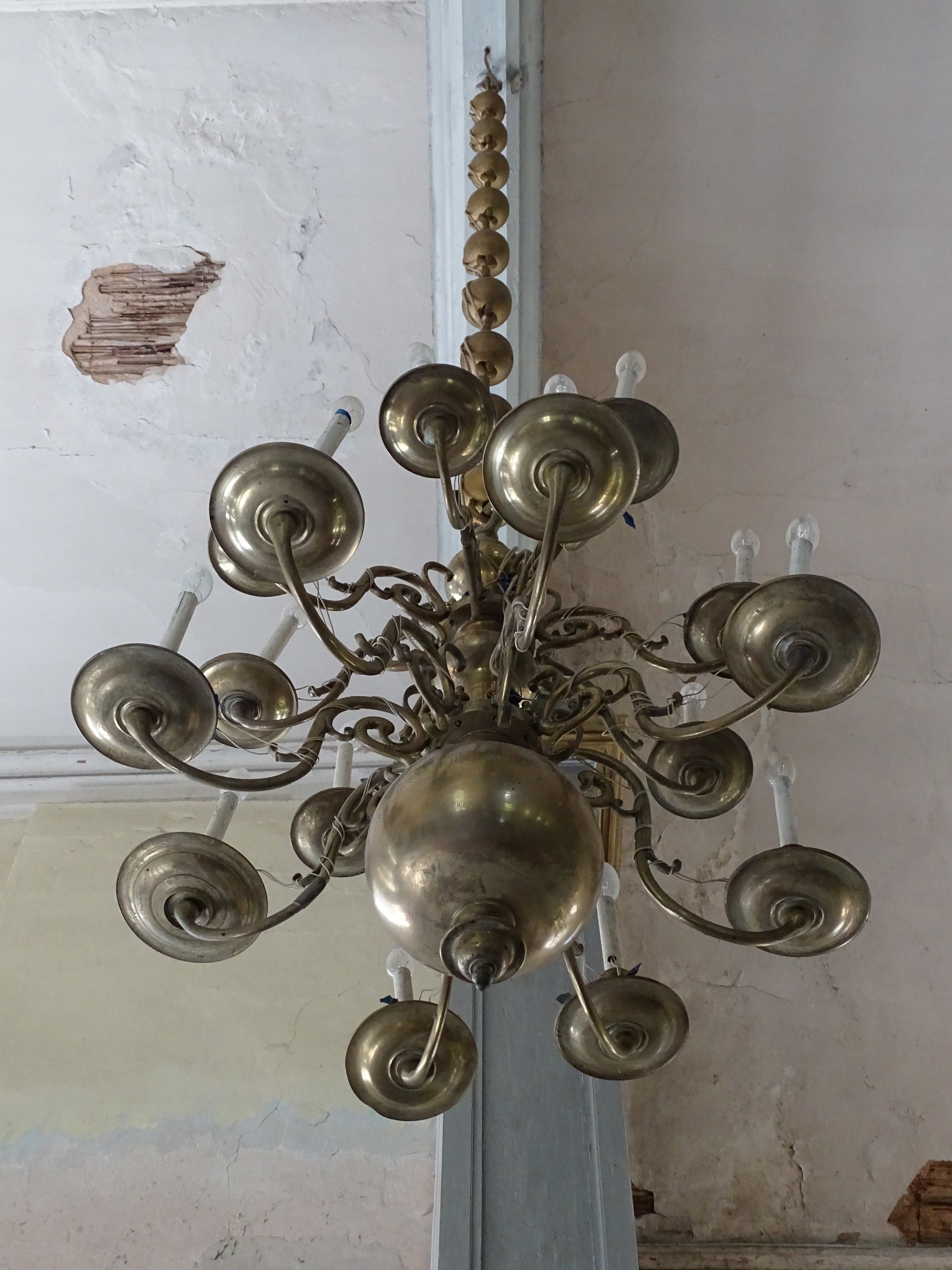 Chandelier, 1680, Sabile Evangelical Lutheran Church. Photo by Alantė Valtaitė-Gagač, 2021