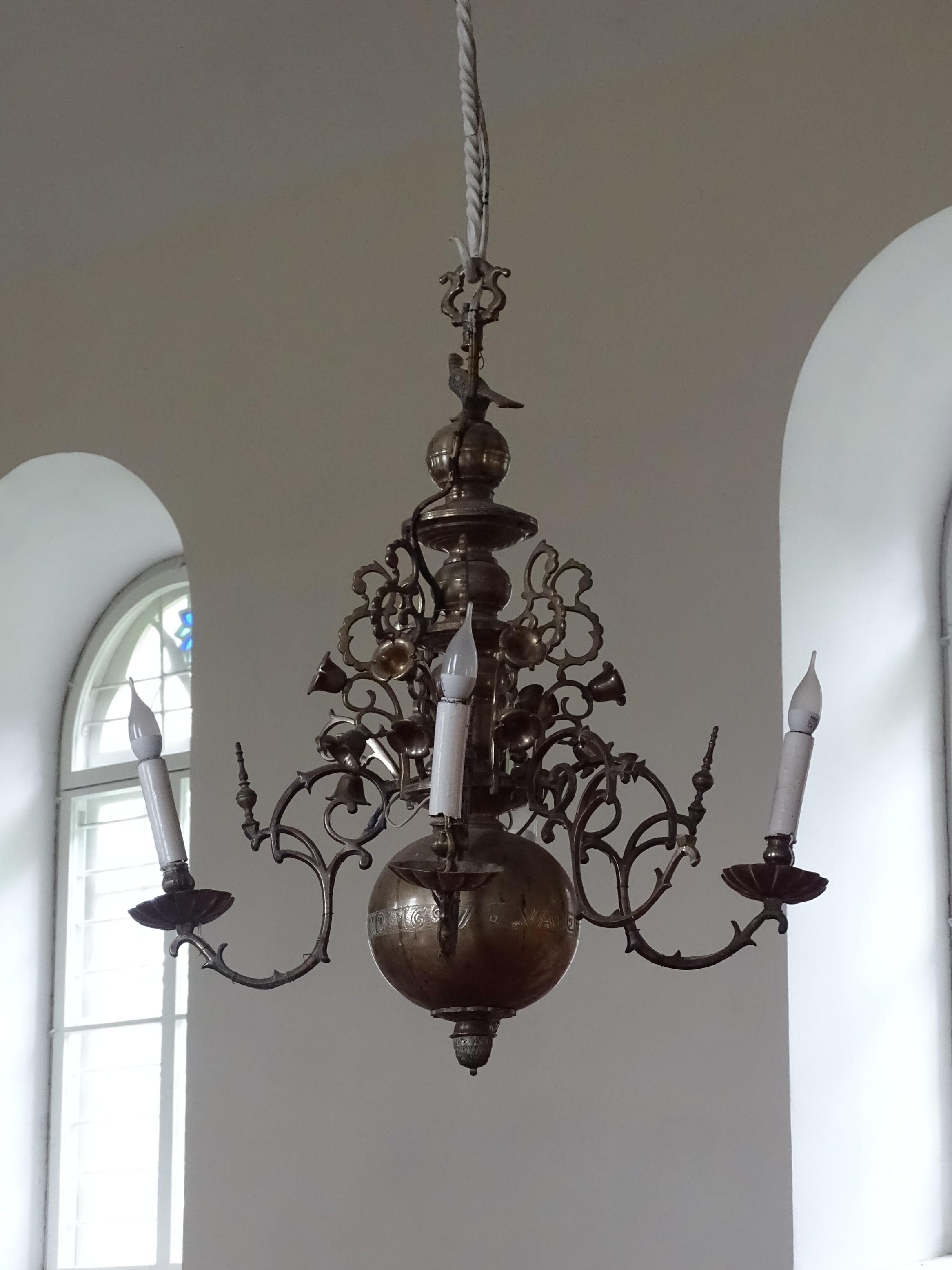 Chandelier, 1697, Sāti Evangelical Lutheran Church. Photo by Alantė Valtaitė-Gagač, 2021